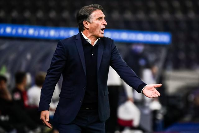 又见穆里尼奥时刻 一人搅乱欧冠全局 狂人闪回